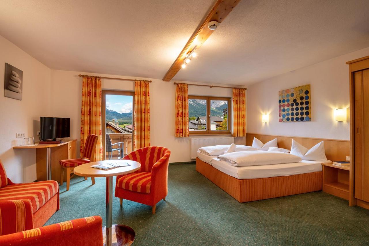 Tyrol Apartahotel 4*